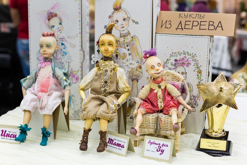 doll, Салон кукол в Москве 2015, http://dollsalon.ru/, international doll salon in Moscow, авторская кукла, куклы из дерева, Зу, Тата, Инси, Медведева Лариса